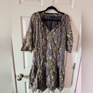 Gap Floral Dress With 3/4 Sleeves And Keyhole Neckline Gray Small